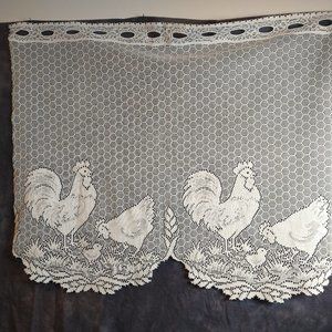 1 White Lace Valance